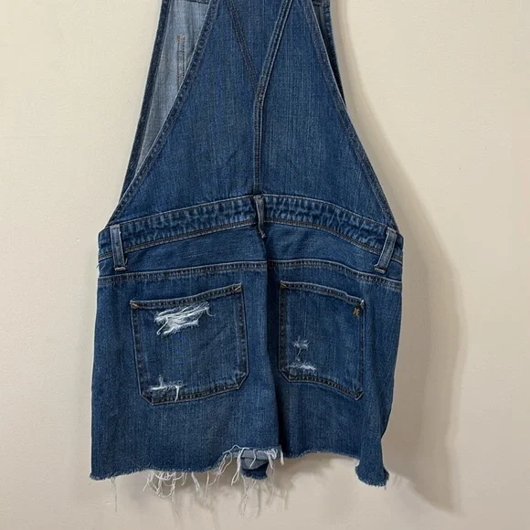 American Eagle Tomgirl Shortall Denim Blue Distressed Overalls Size Medium - Picture 7 of 11